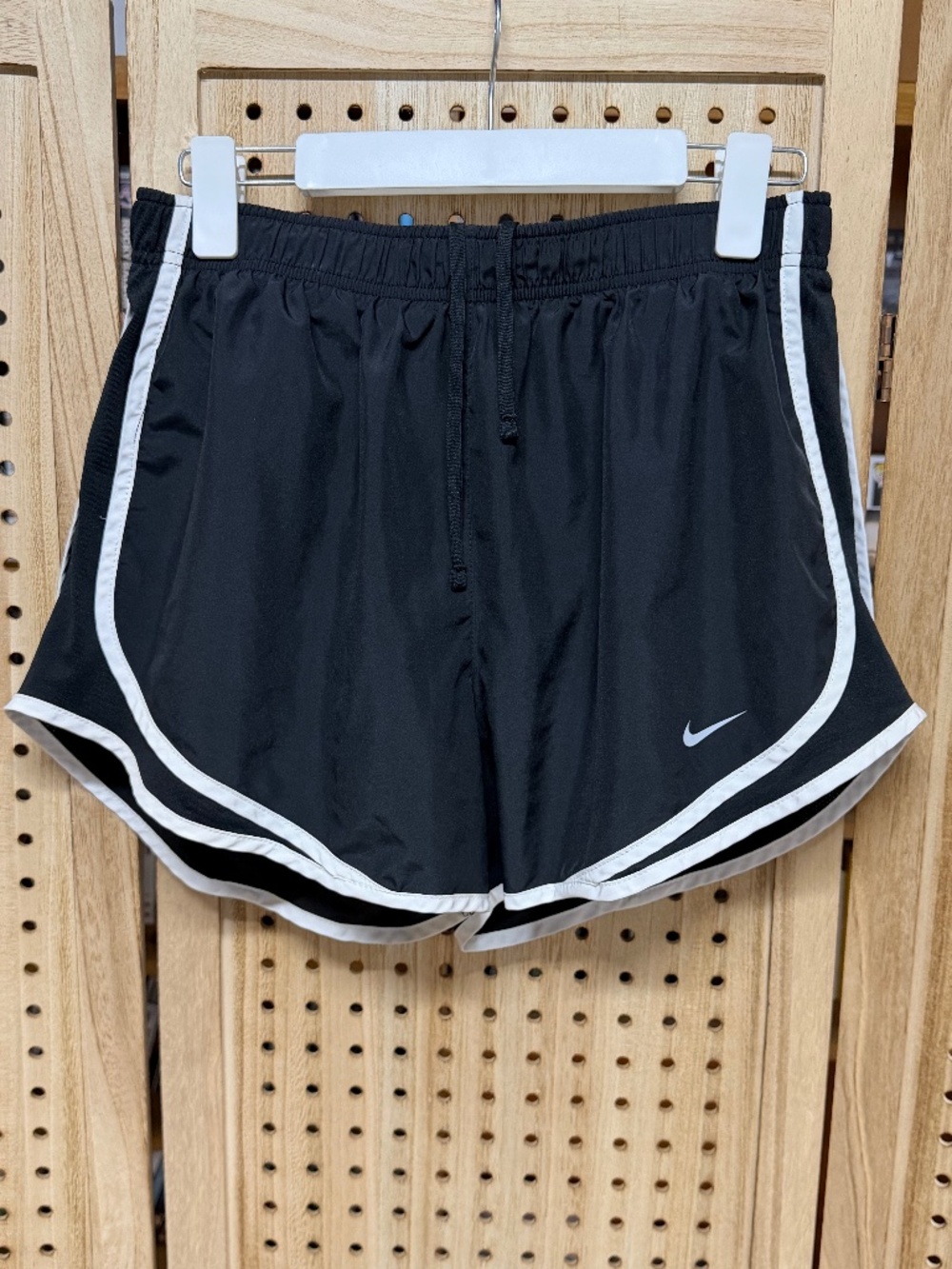 Nike Dri-FIT Black Running Shorts Womens Size L Athletic Gym Activewear